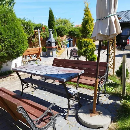 Z Balkonami, Parkingiem, Wifi, Plac Zabaw Apartament Rewal