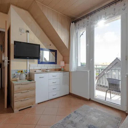 Z Balkonami, Parkingiem, Wifi, Plac Zabaw * ريفال